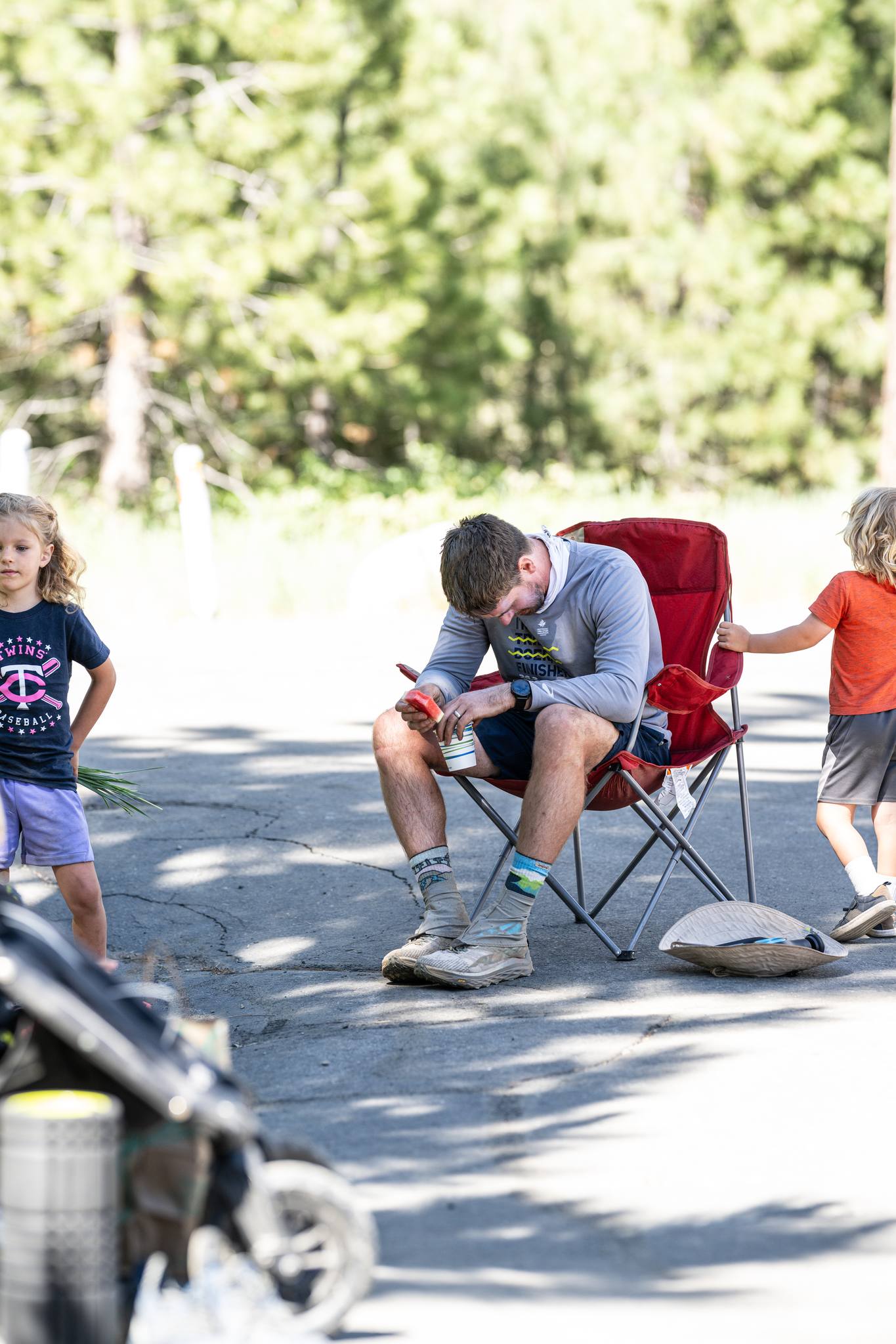 Jason at an ultrarun pit stop